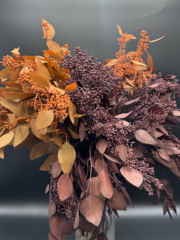 Eucalyptus Seeded Tinted