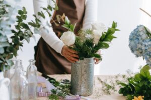 how to choose right floral greens